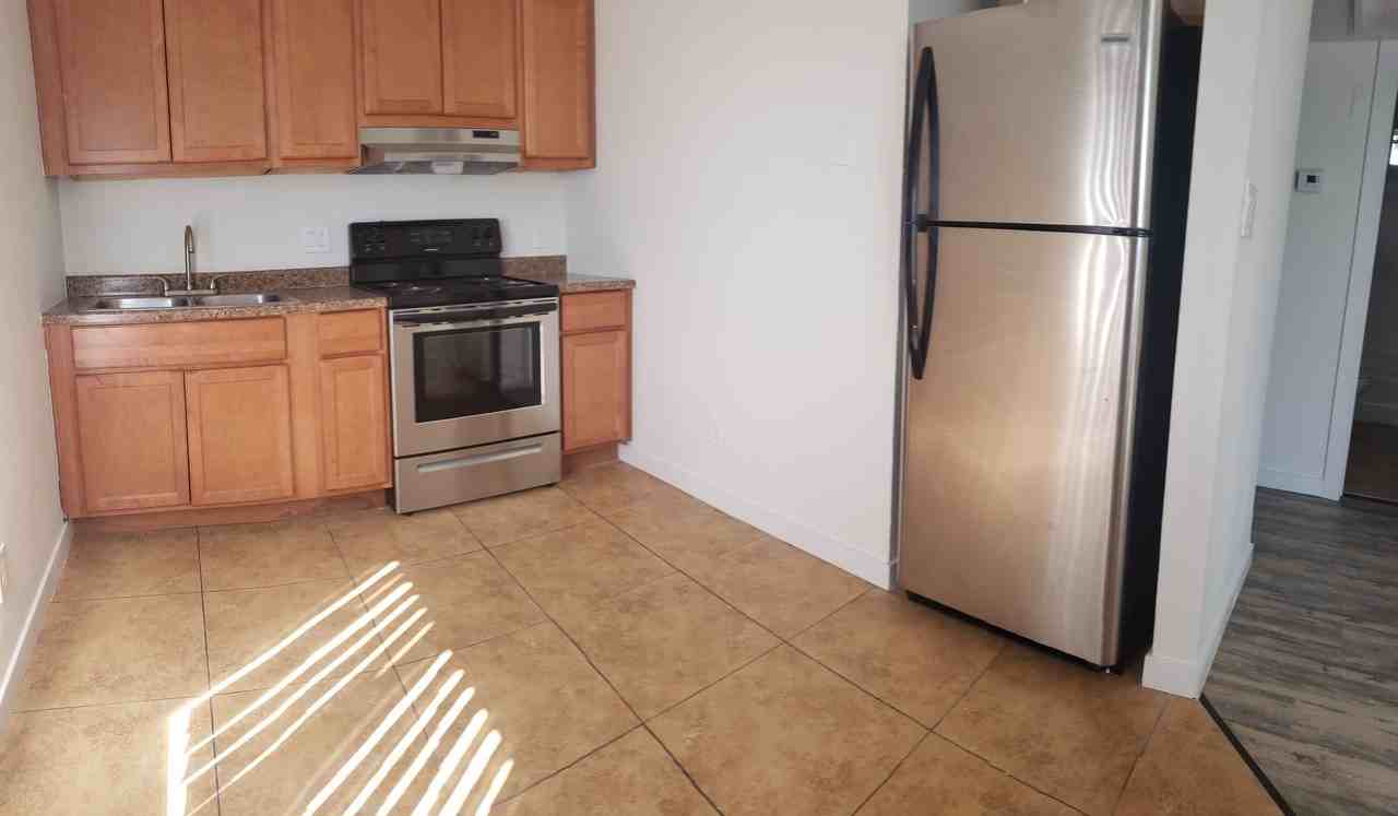 1309 W Taylor - Photo 7 of 17