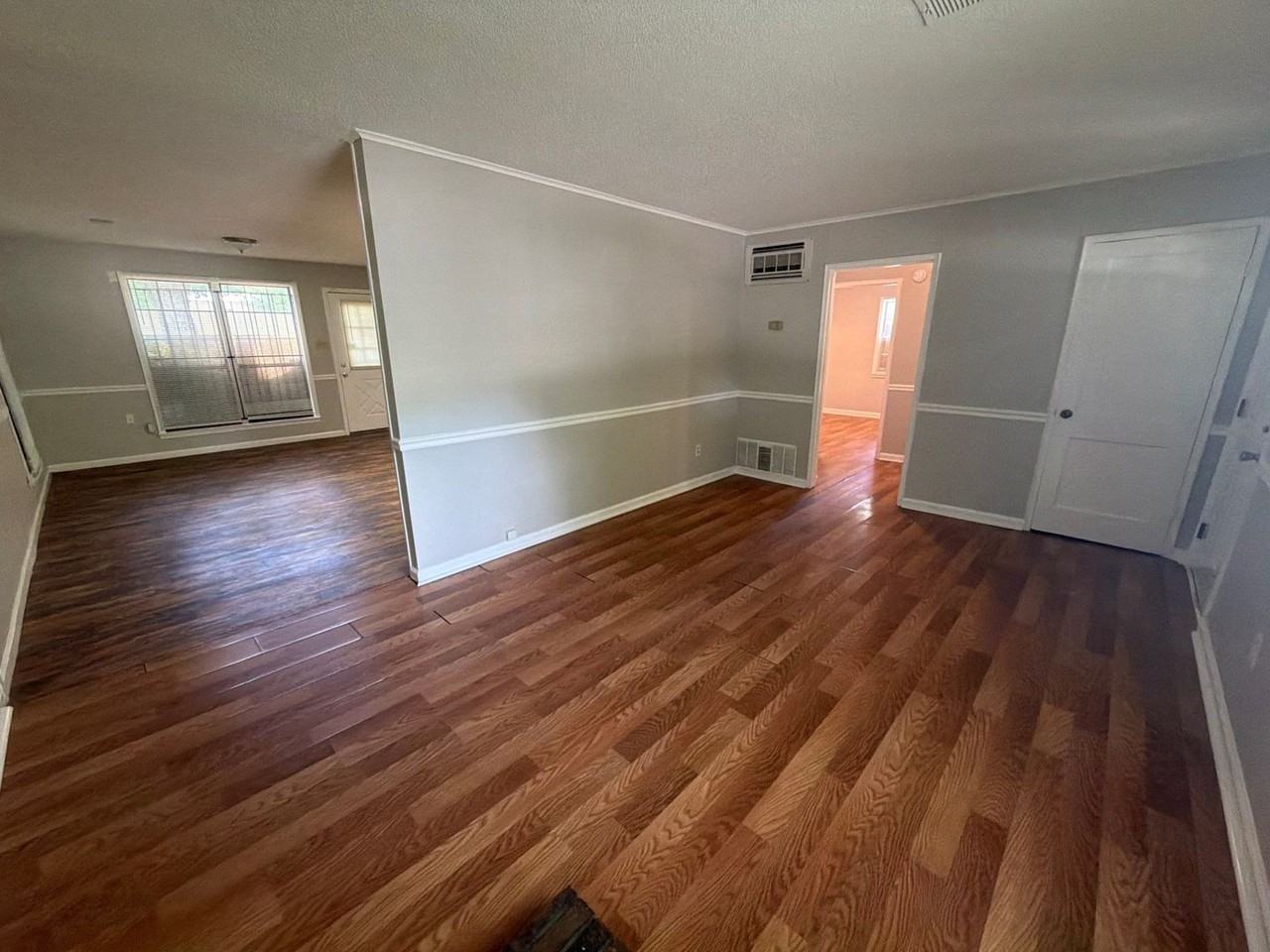 3781 Barron Ave - Photo 3 of 24