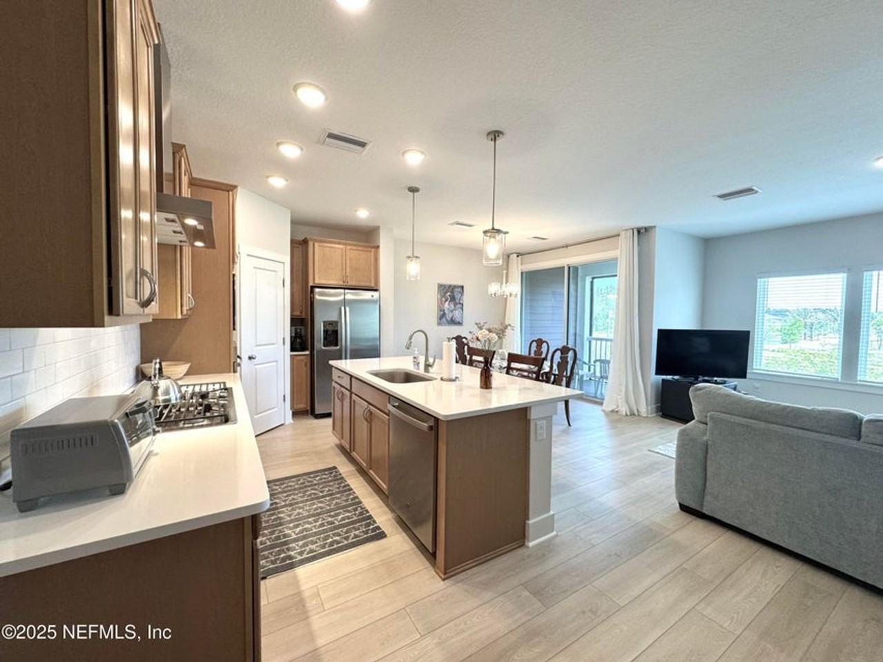 9860 Element Rd - Photo 2 of 34