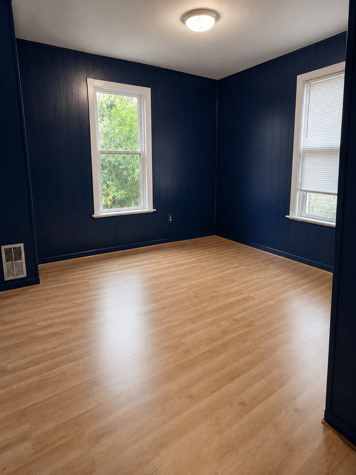1124 1/2 3rd St - Photo 4 of 9