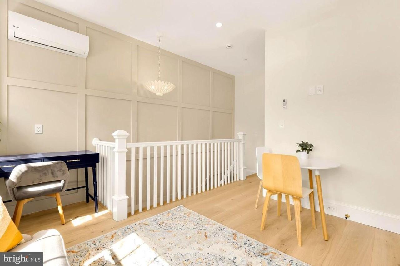 3542 T St Nw - Photo 4 of 18