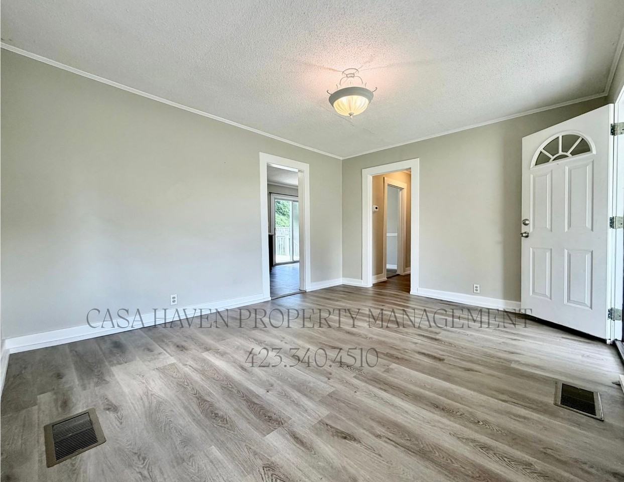 320 Clark St - Photo 3 of 16