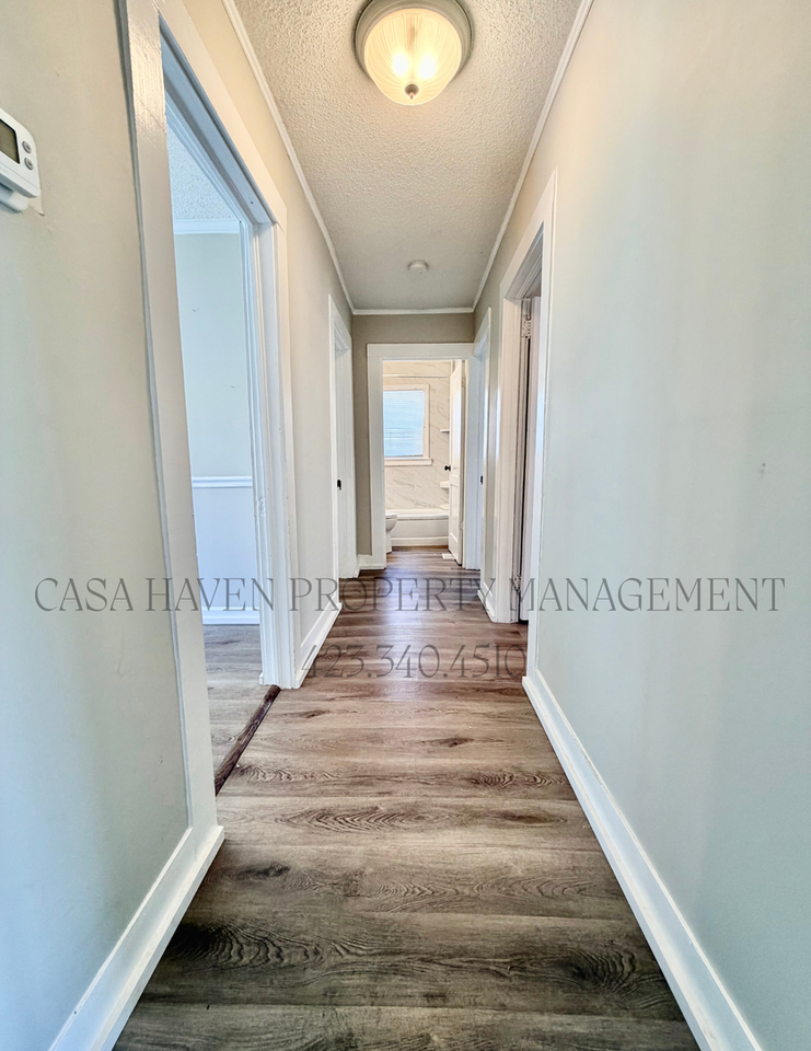 320 Clark St - Photo 7 of 16