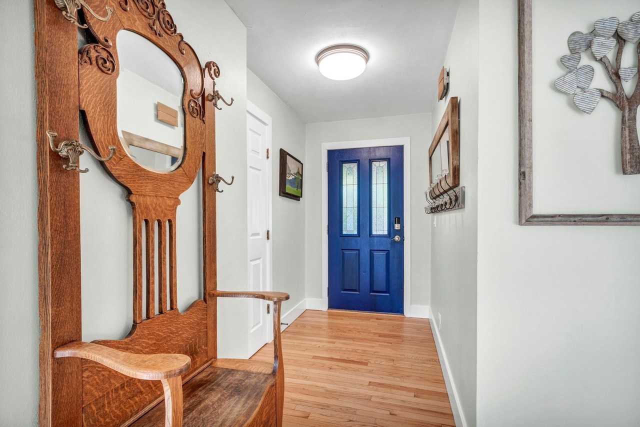 2655 Parkway Dr - Photo 7 of 46