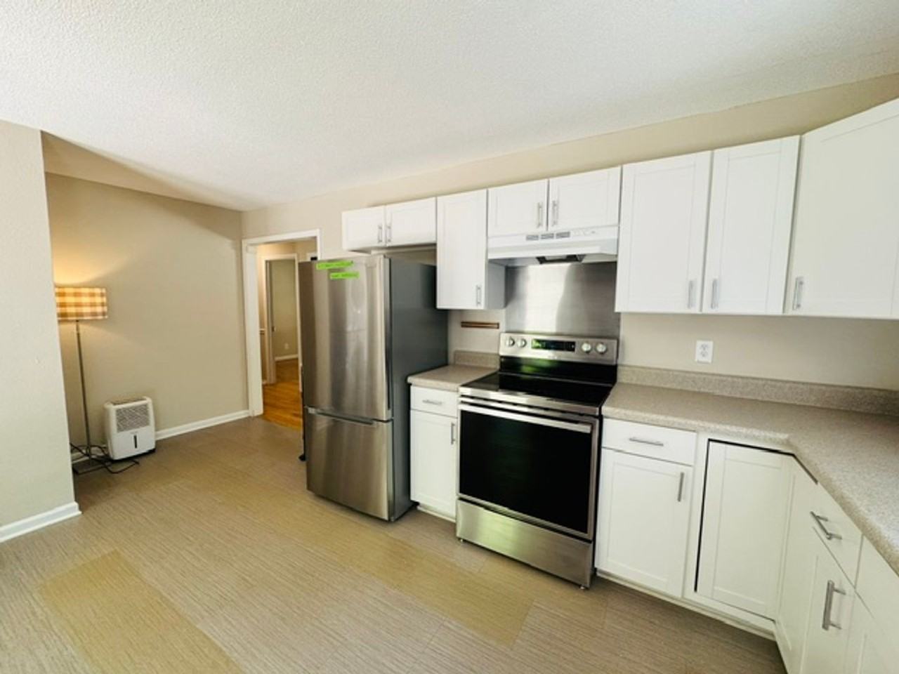 107 Hillbrook Ct - Photo 4 of 15