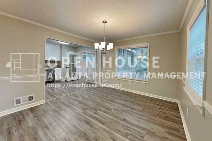 2426 Emberwood Ct Nw - Photo 7 of 21