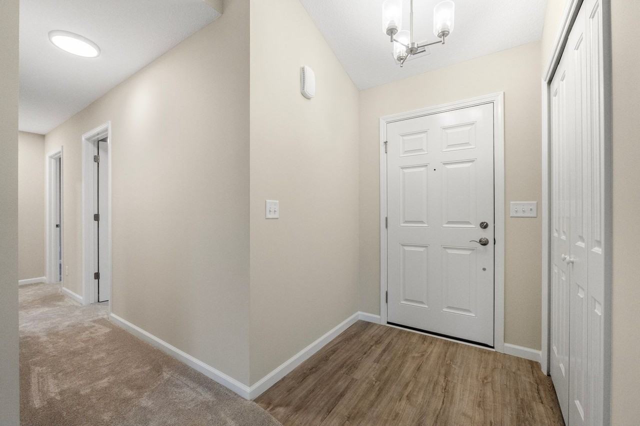 305 E Toledo St - Photo 7 of 29