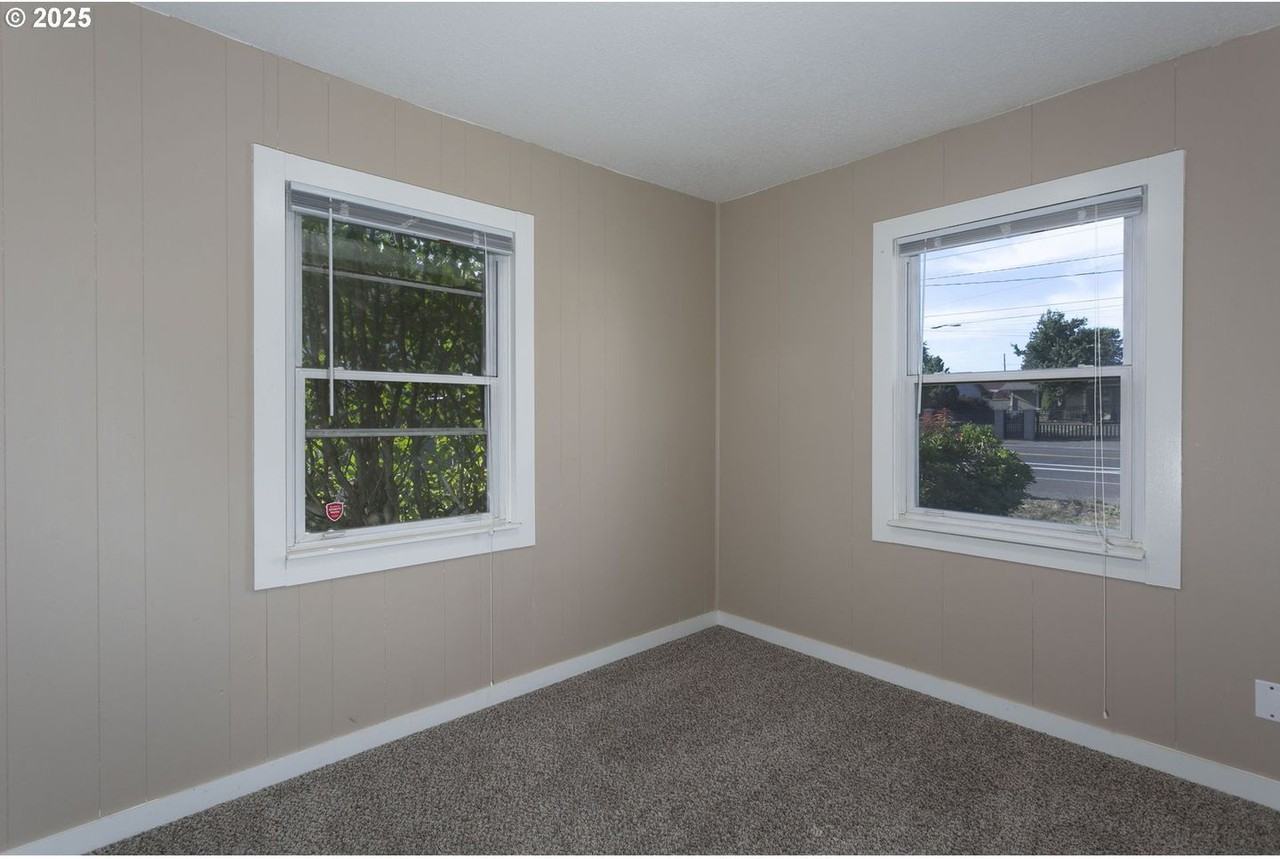9628-9636-9638 SE Holgate Blvd - Photo 5 of 8