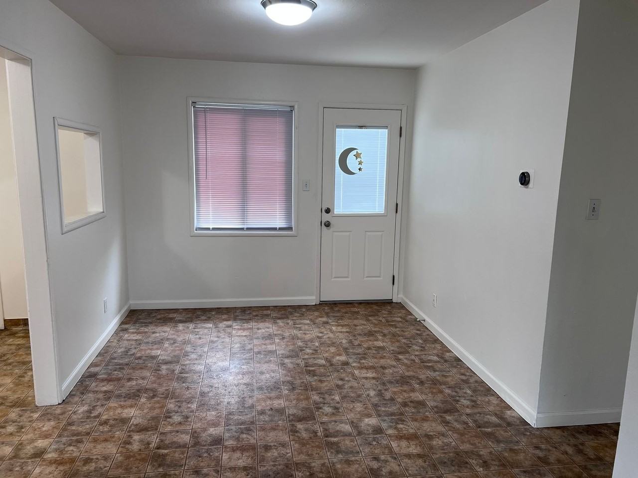 383 Shirley Ave - Photo 6 of 14