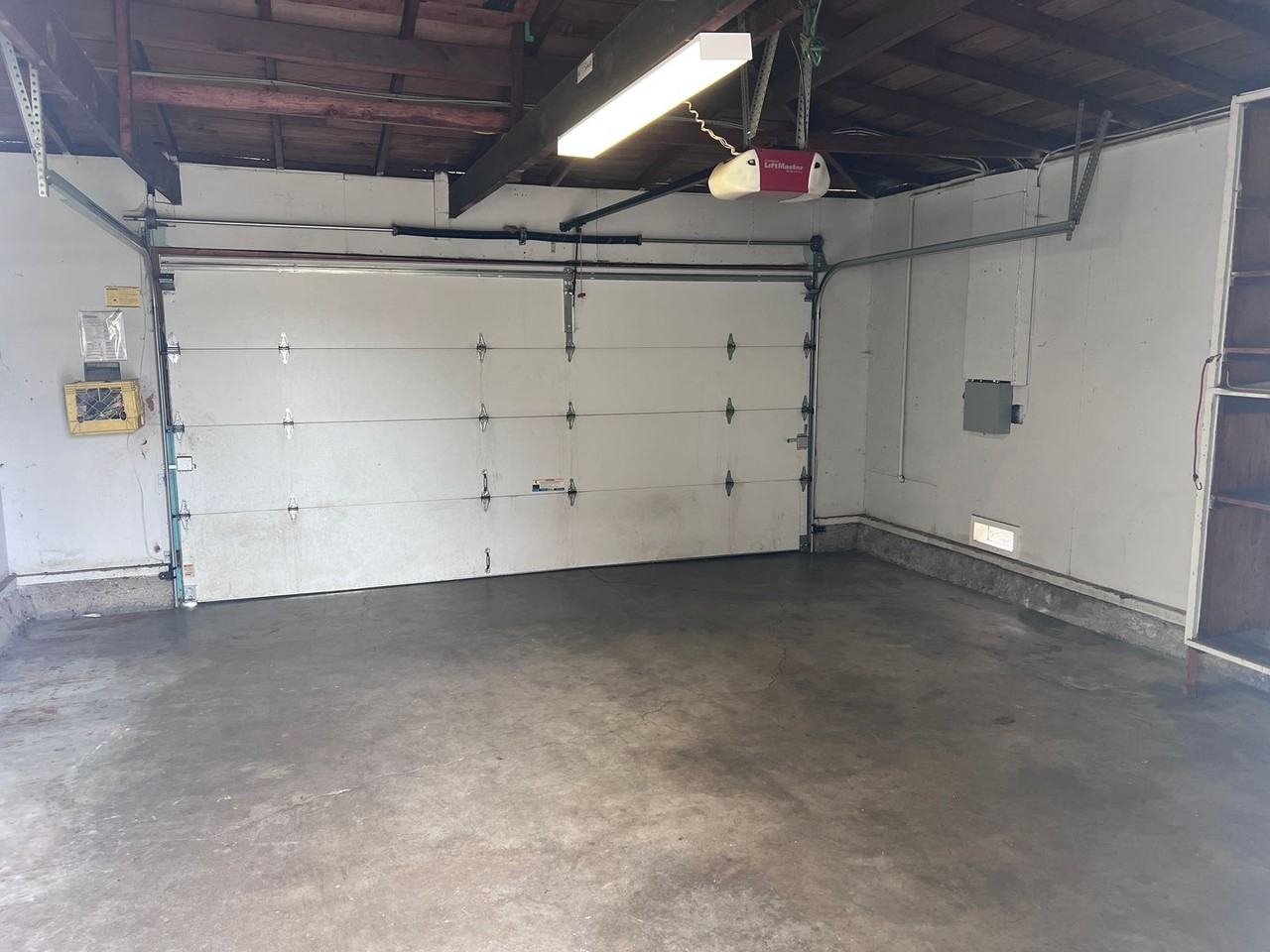 383 Shirley Ave - Photo 7 of 14