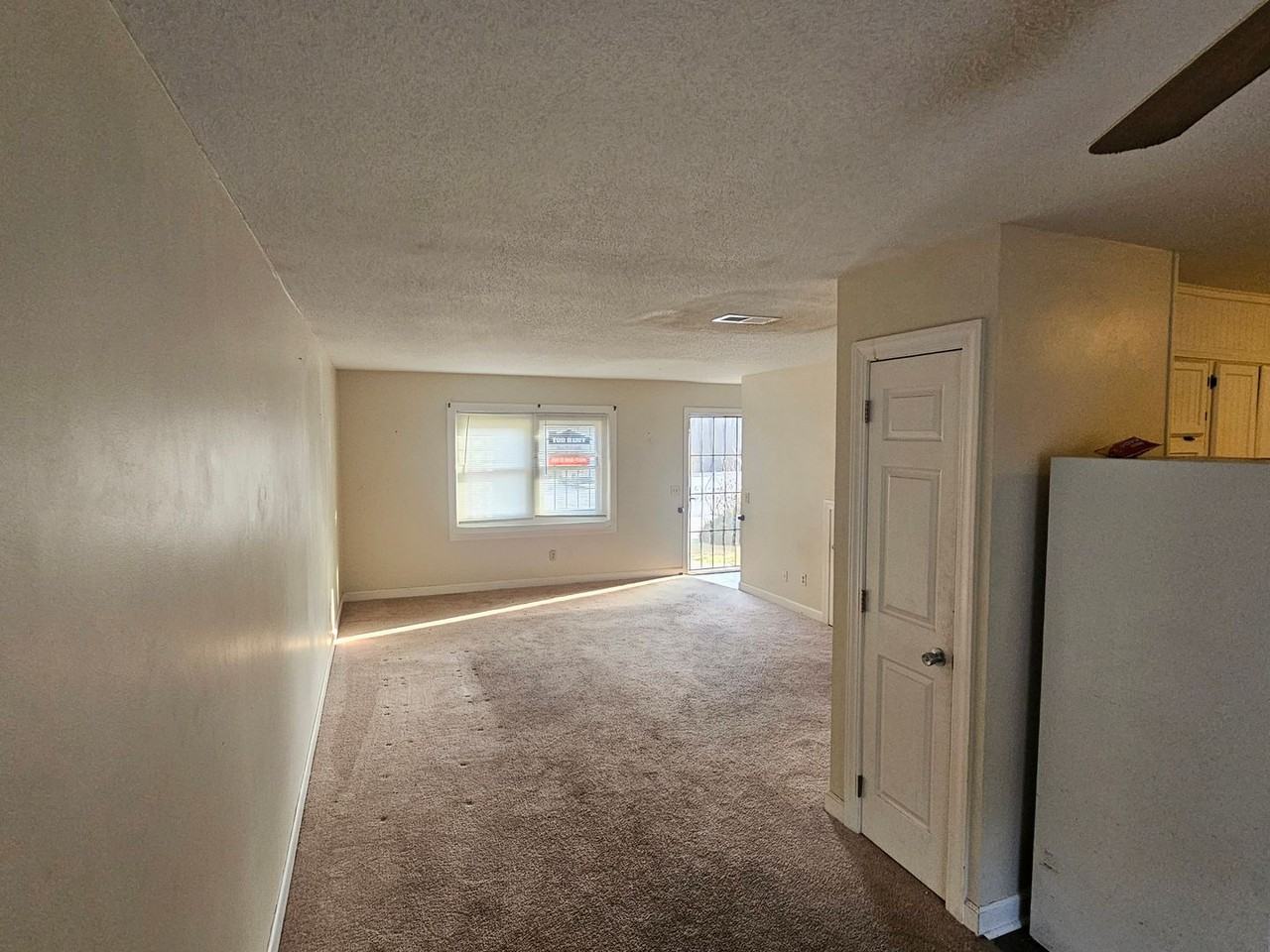 1801 Tall Pines Cir - Photo 2 of 9