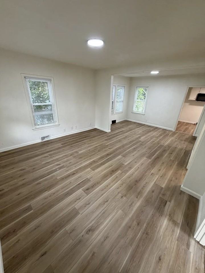 413 Dove St - Photo 2 of 11