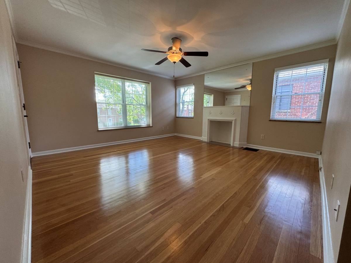 802 Kenwick Rd Apt D - Photo 4 of 20