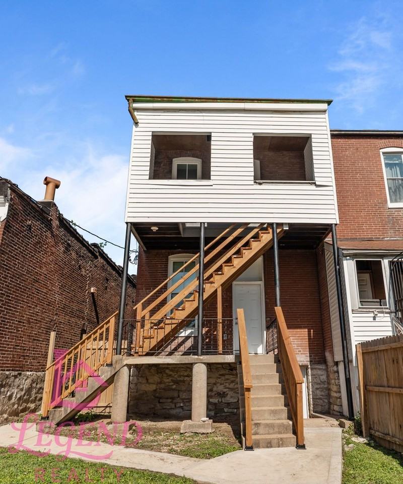 4138 Iowa Ave - Photo 4 of 25