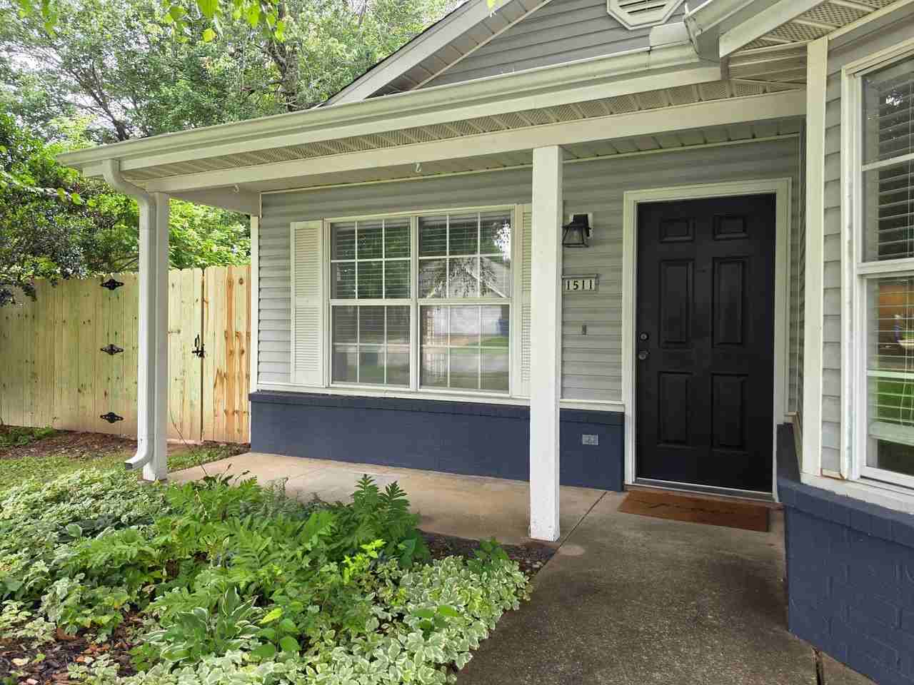 1511 N Greenleaf Dr - Photo 3 of 22