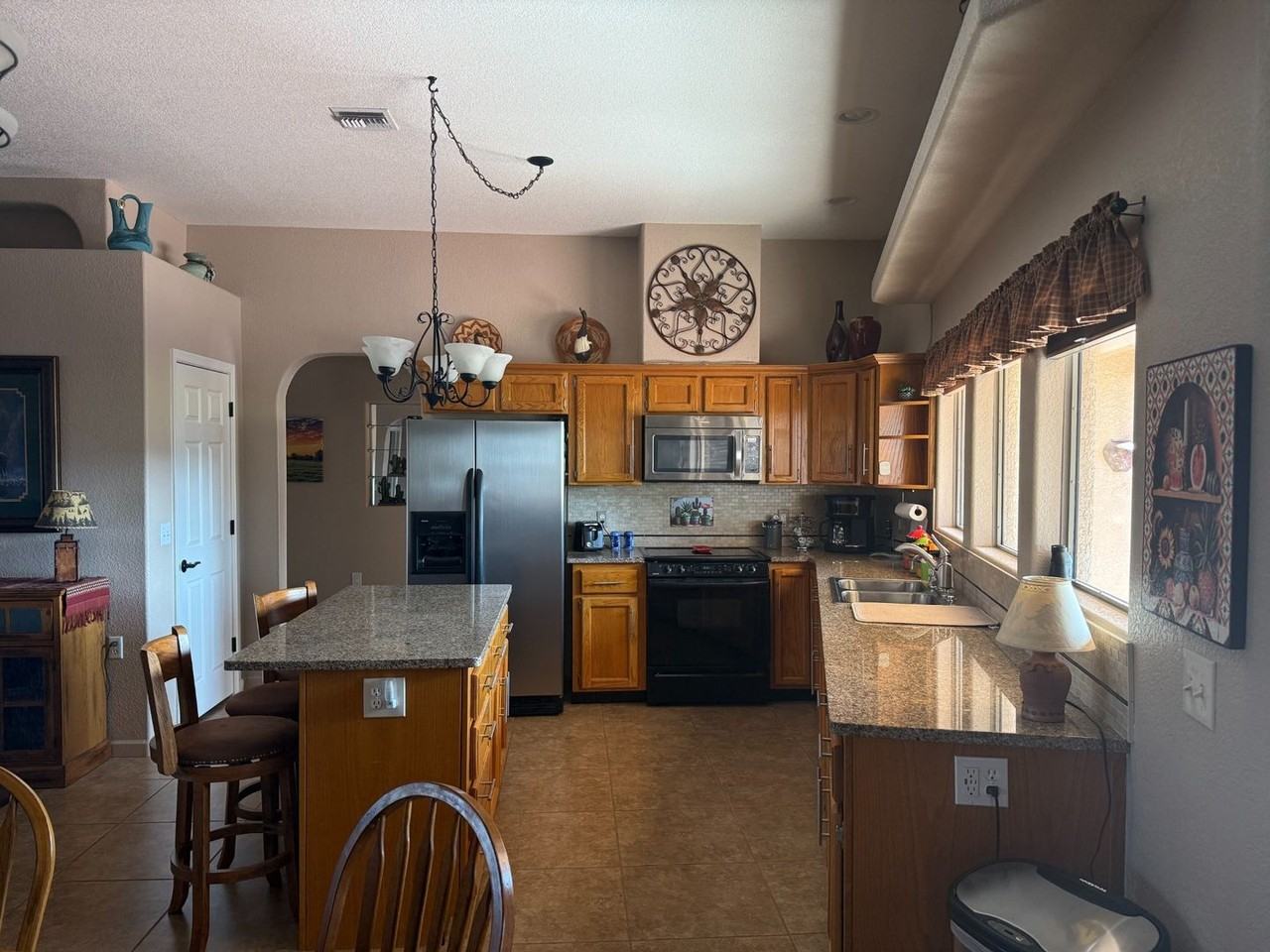 13849 S Ironwood Dr - Photo 5 of 32