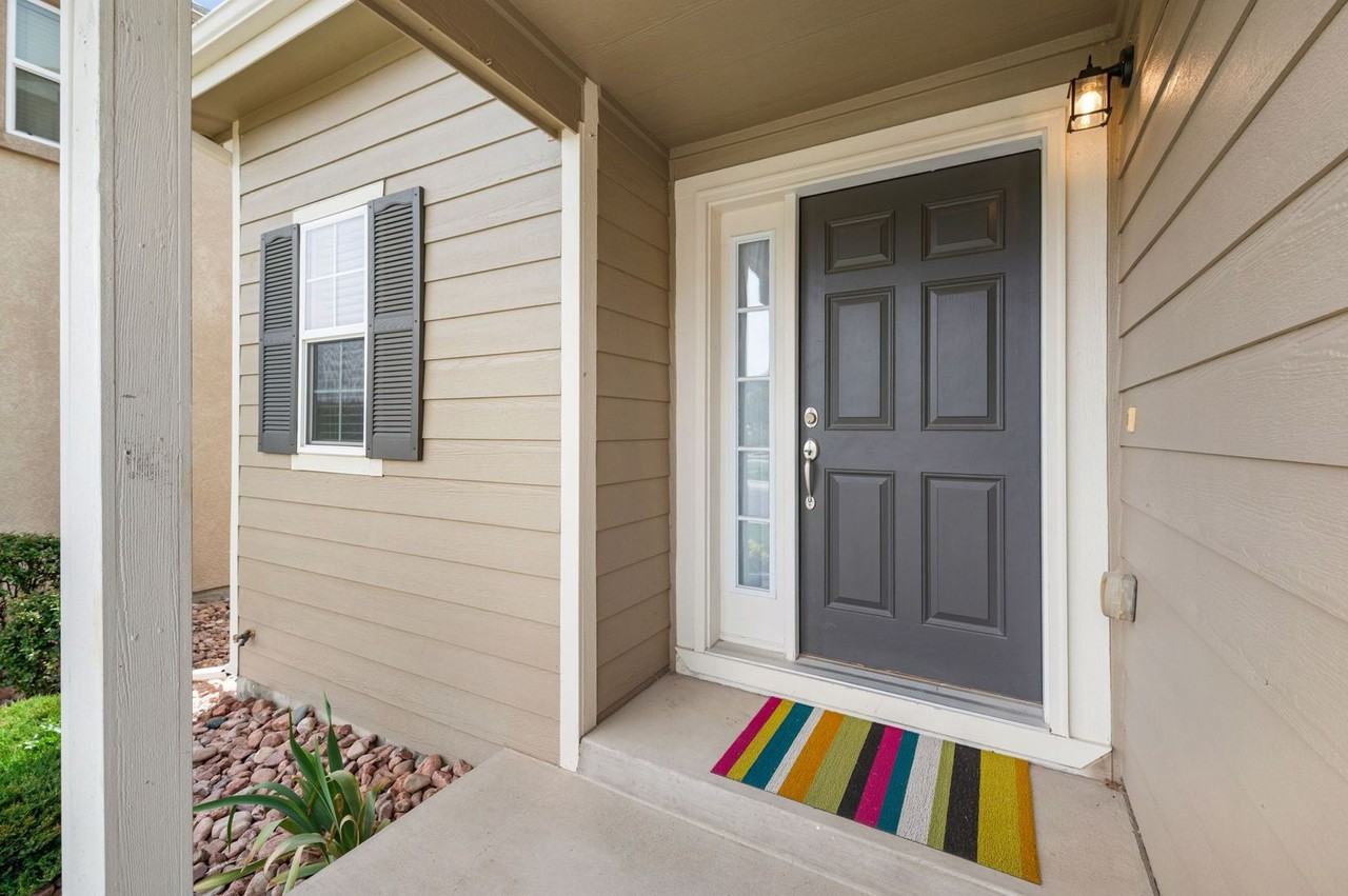17624 Quarry Way - Photo 4 of 35