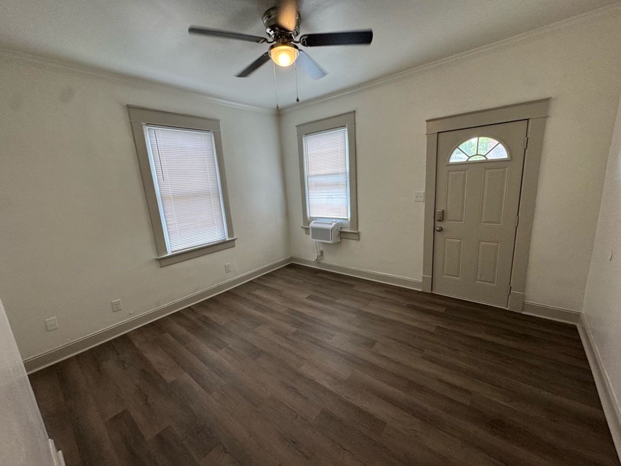 Charming 1BR Apartment in Bristol, TN - Photo 3 of 19