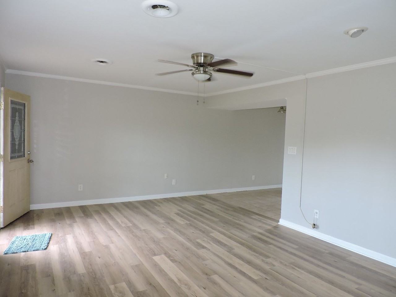 7205 Bray Rd - Photo 3 of 9