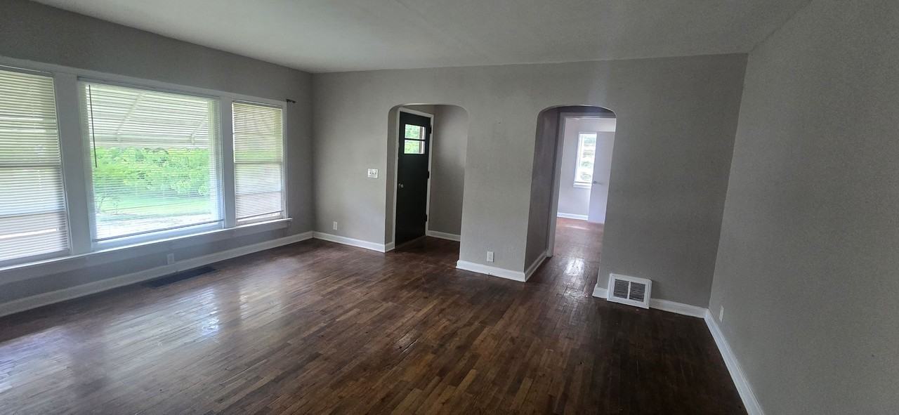 2951 E Huron St - Photo 2 of 12