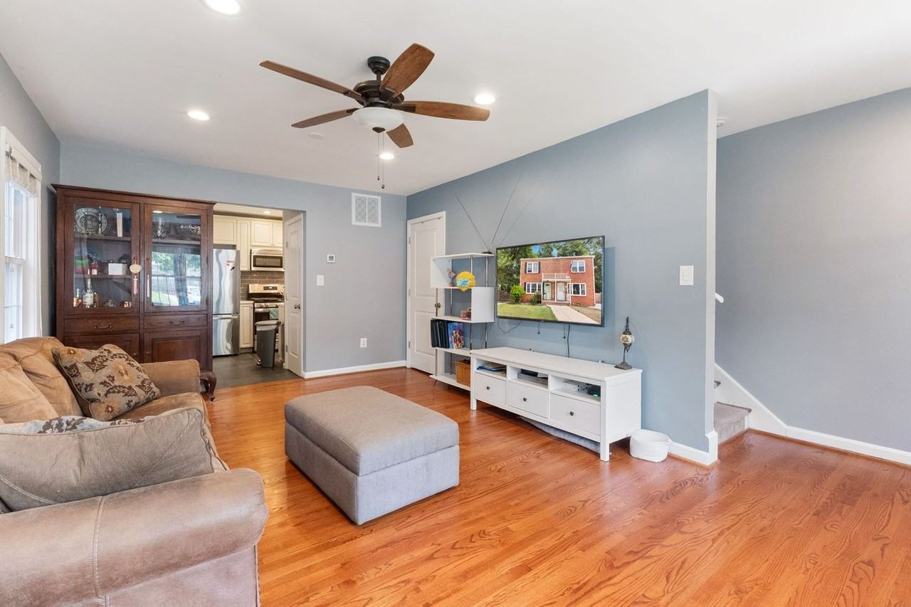 1225 S Buchanan St - Photo 4 of 38
