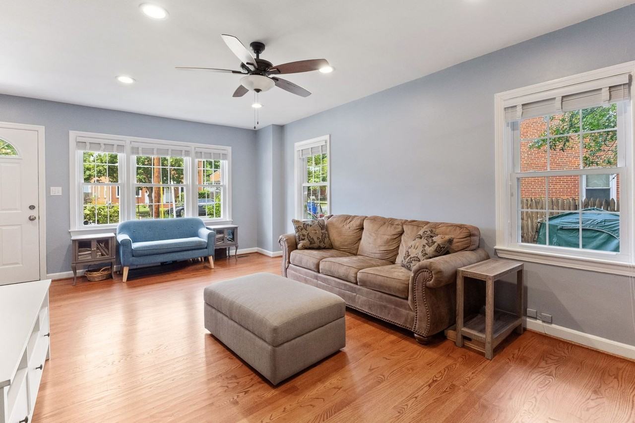 1225 S Buchanan St - Photo 5 of 38
