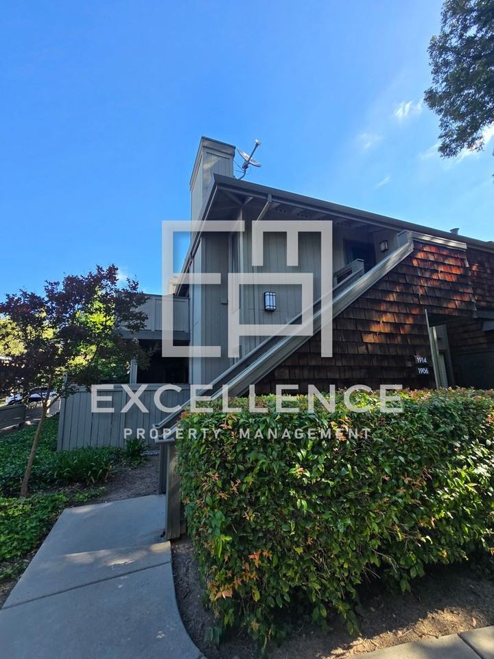 1914 La Terrace Cir