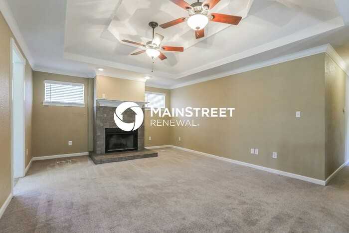 907 Sw Cross Creek Dr - Photo 4 of 17