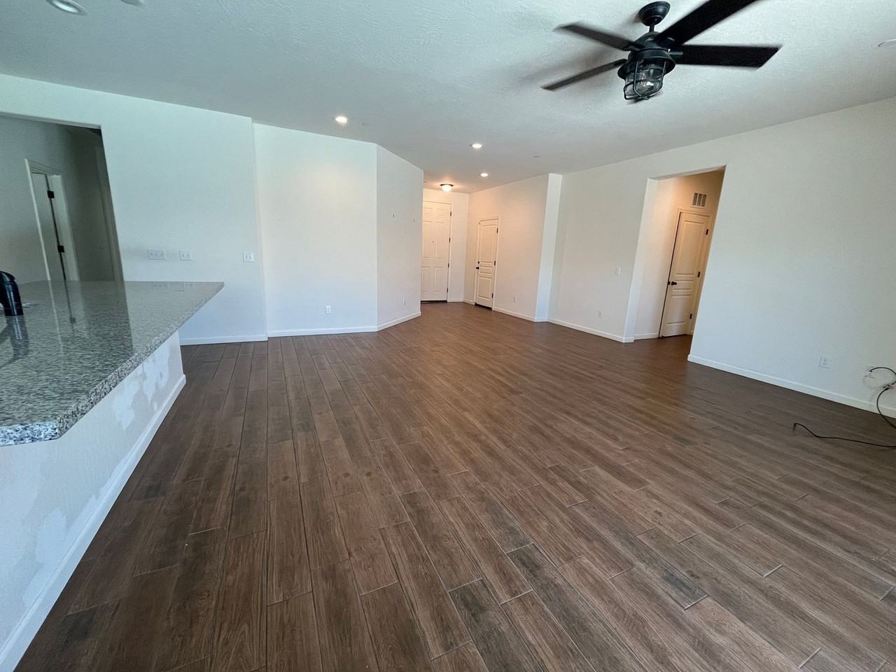 2843 S Michael St - Photo 4 of 20
