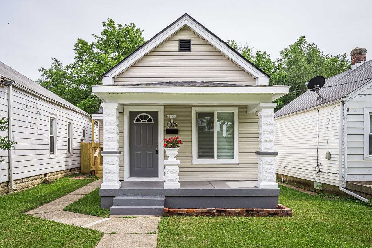 806 Longfield Ave - Photo 2 of 31