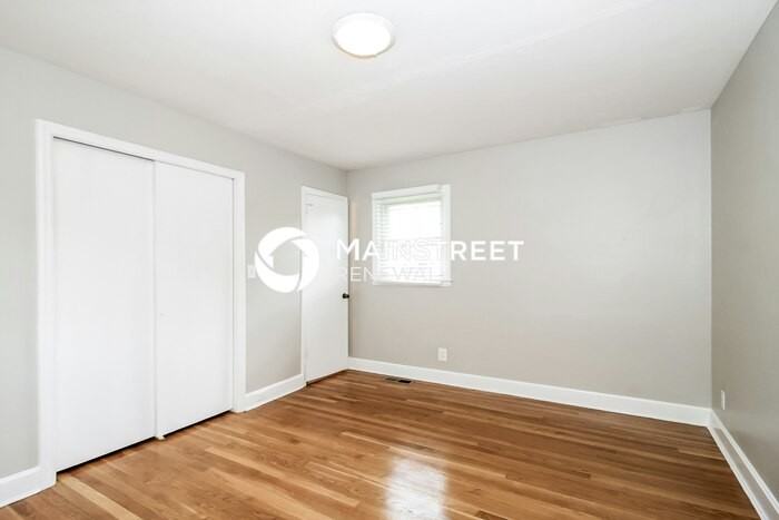 2114 Haymount St - Photo 7 of 17