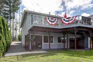 featured image of 6712 Vandermark Rd E
