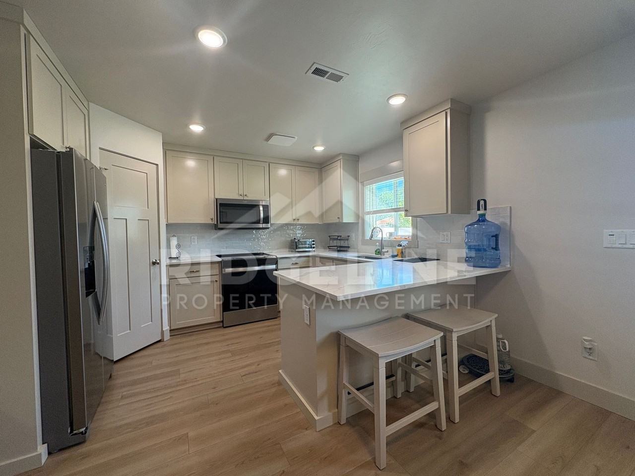 1322 Boston Ct - Photo 6 of 14