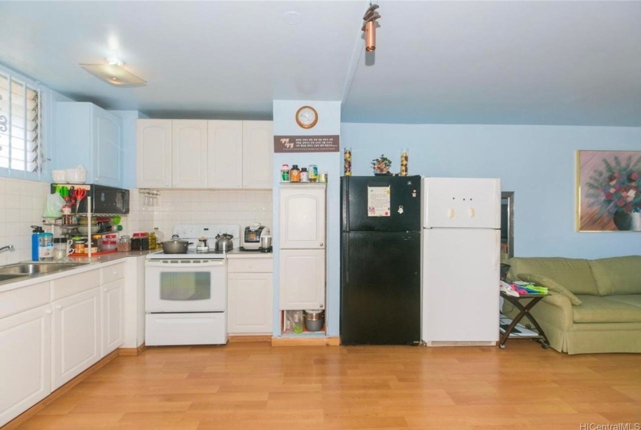 2240 Date St #1005 - Photo 3 of 9