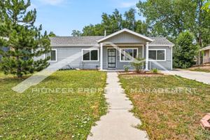 featured image of 2733 S Glencoe St