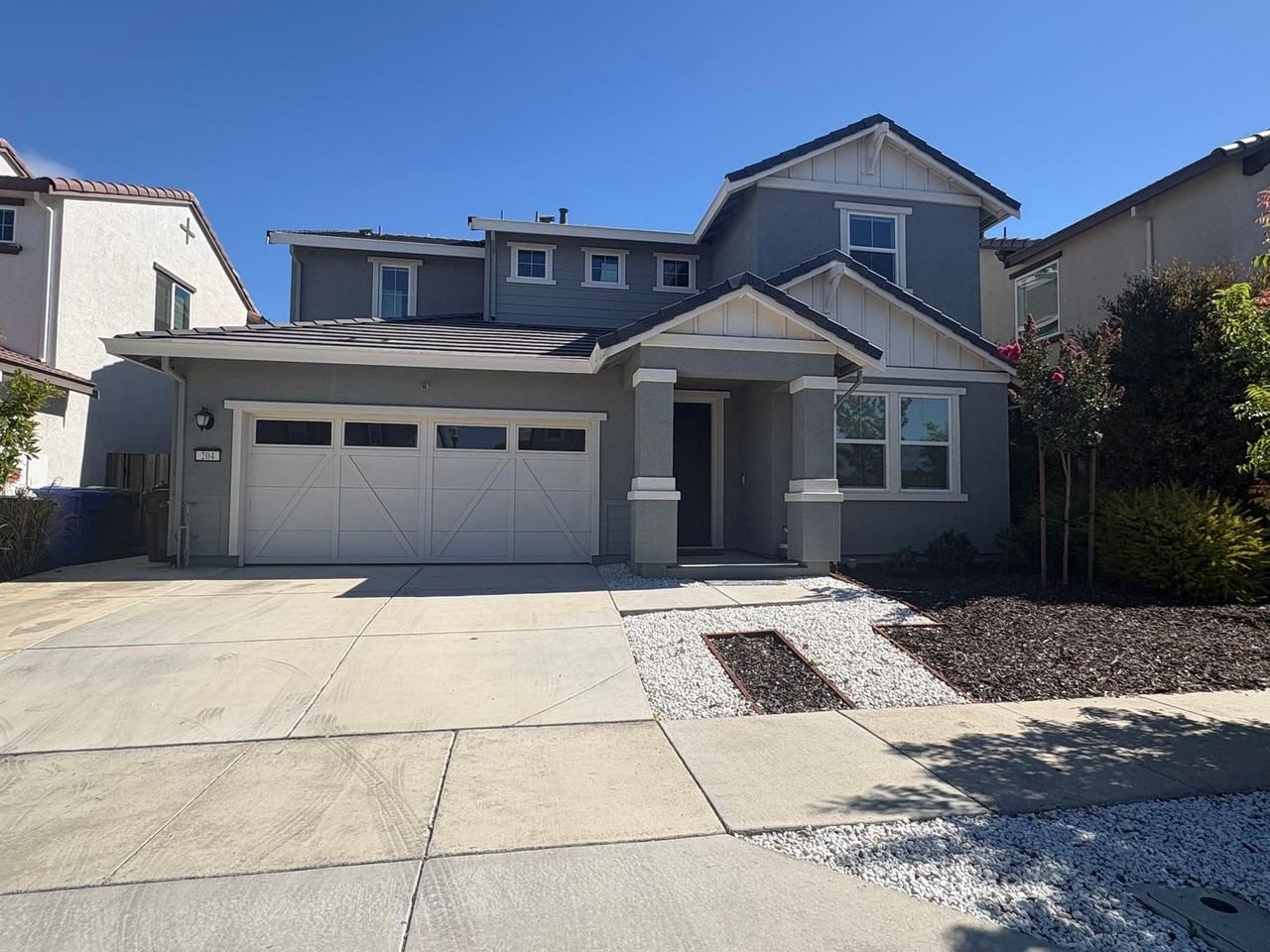 204 Wooley Creek Way