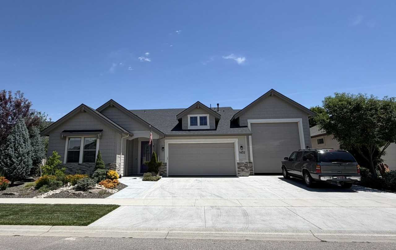 1432 N Glen Aspen Ave - Photo 2 of 50