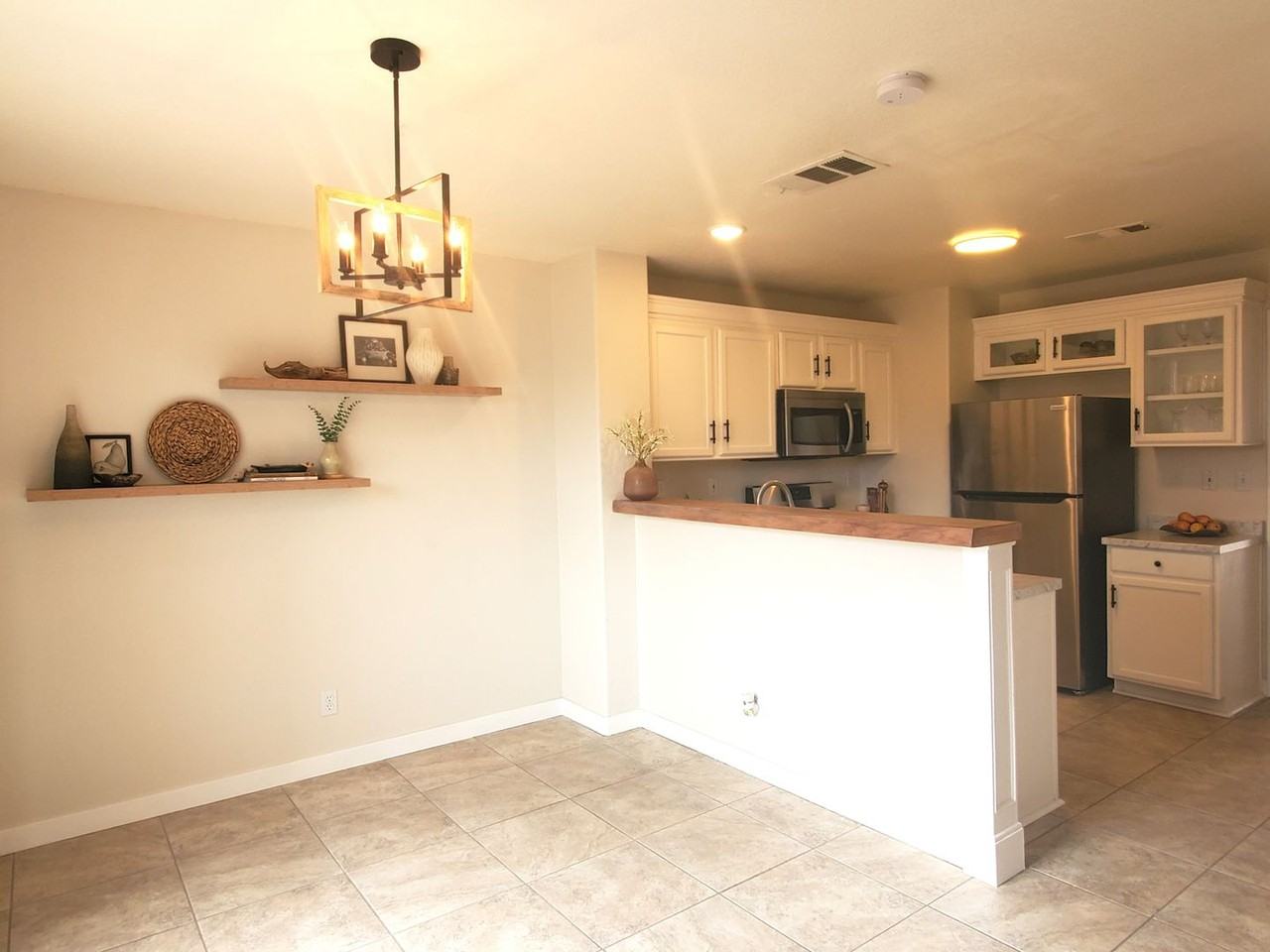 4808 Leadership Ct - Photo 6 of 35