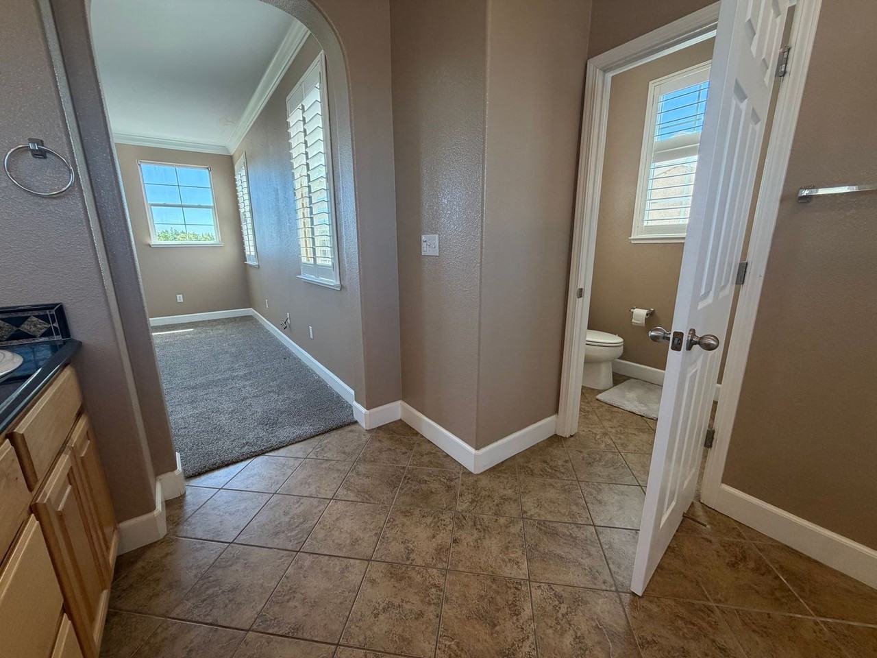 3122 Mowbray Way - Photo 6 of 39