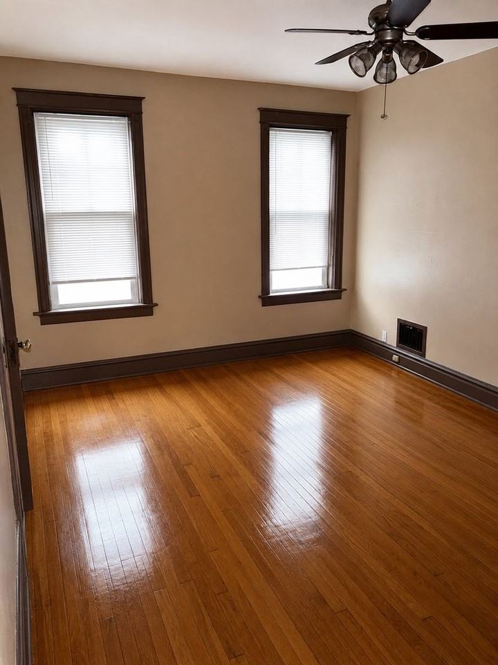 5107 S Broadway - Photo 3 of 12