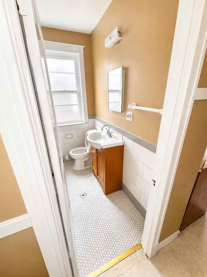 5107 S Broadway - Photo 7 of 12