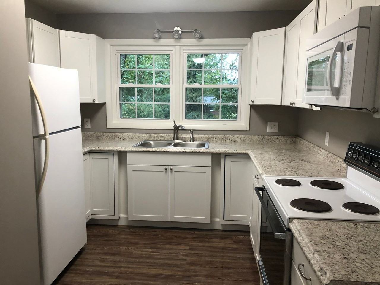 3315 Highway 126 - Photo 4 of 14