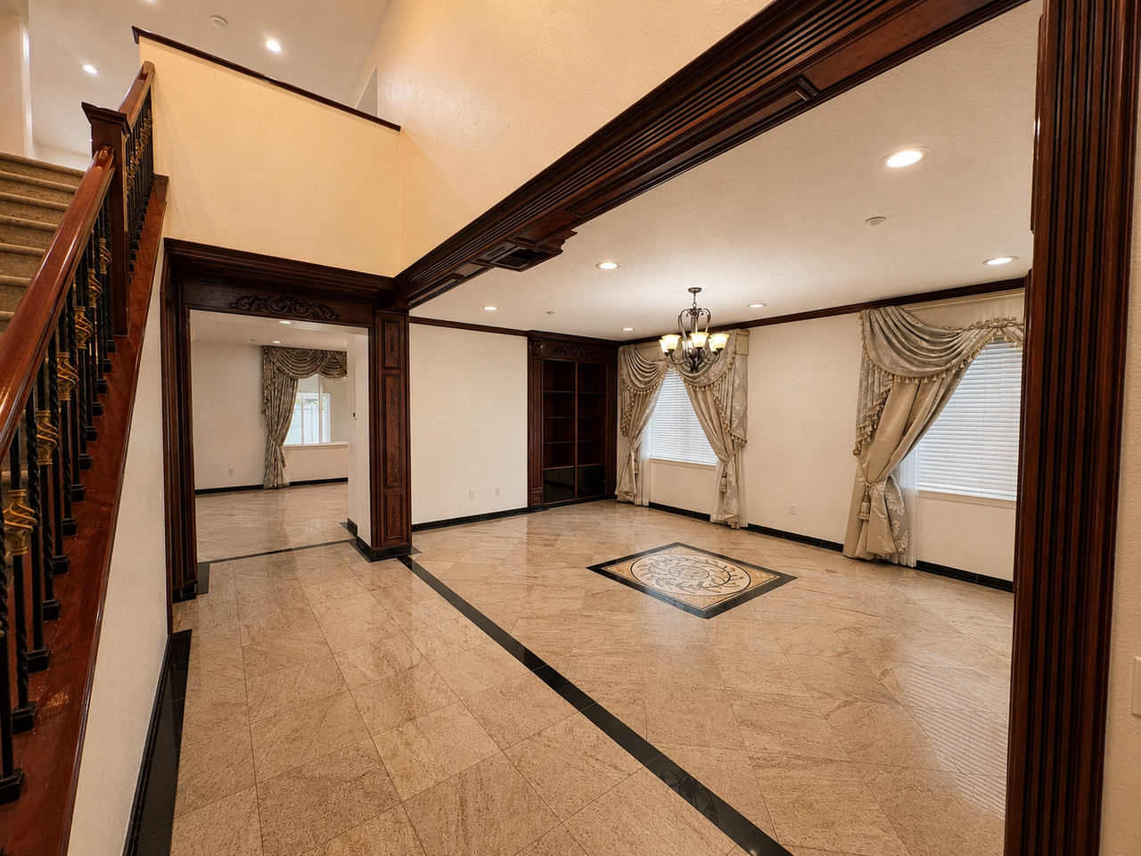 621 Marbella Ct - Photo 5 of 43