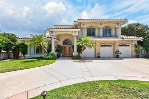 featured image of 482 W Palm Dr