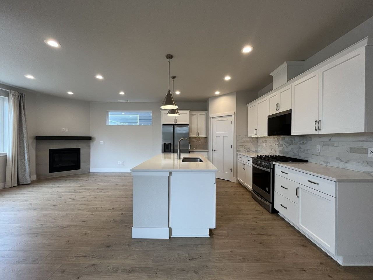 13911 Sw 172nd Ave - Photo 5 of 50