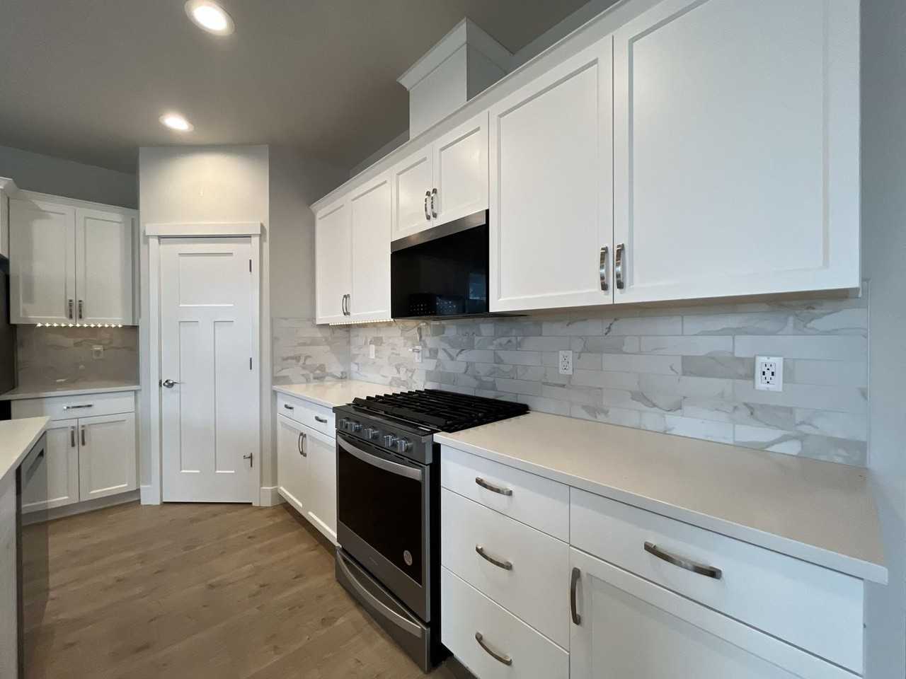 13911 Sw 172nd Ave - Photo 6 of 50