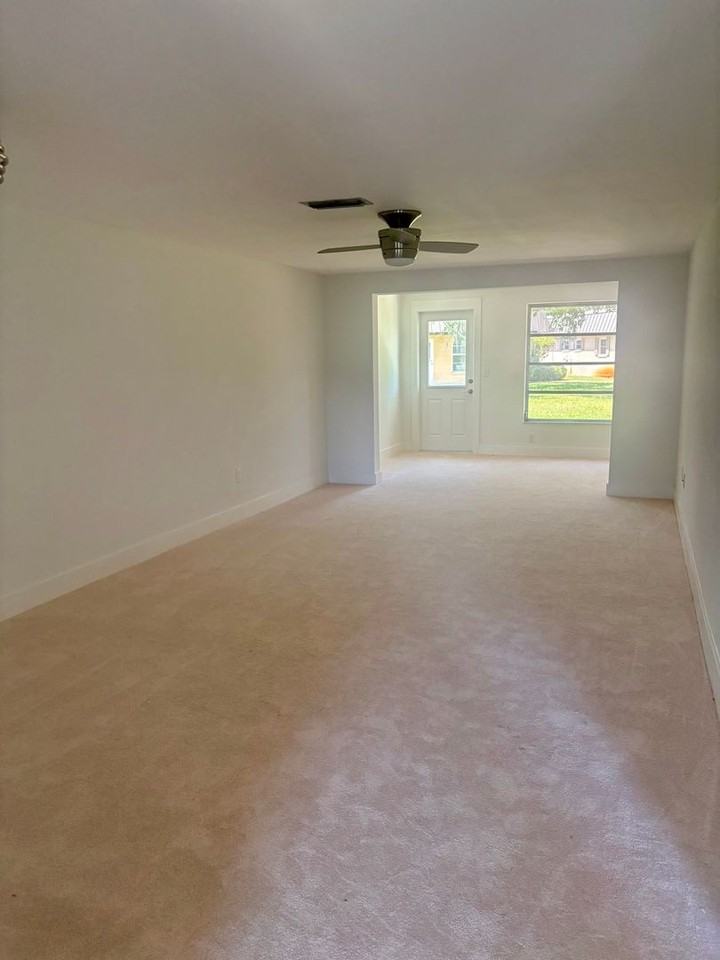 4347 Rustic Dr - Photo 2 of 12