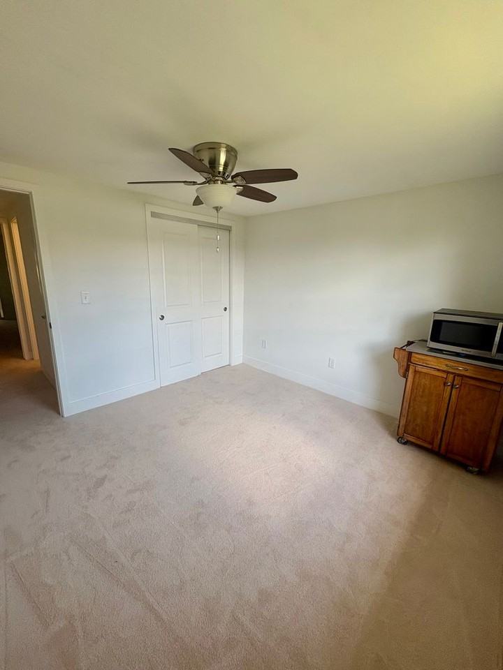 4347 Rustic Dr - Photo 5 of 12