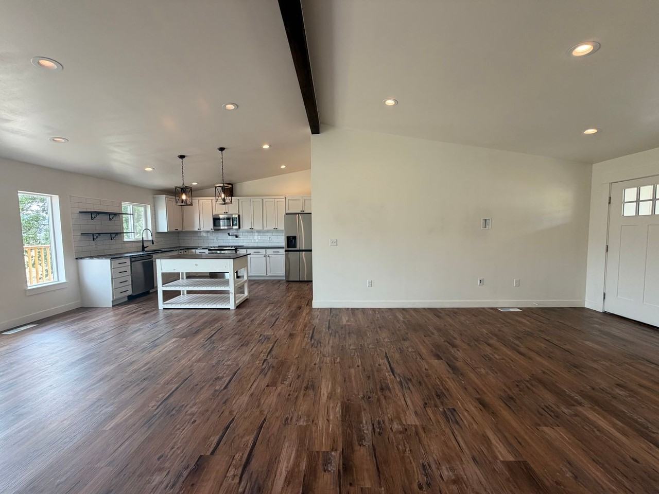 3063 Conarty Rd - Photo 5 of 17