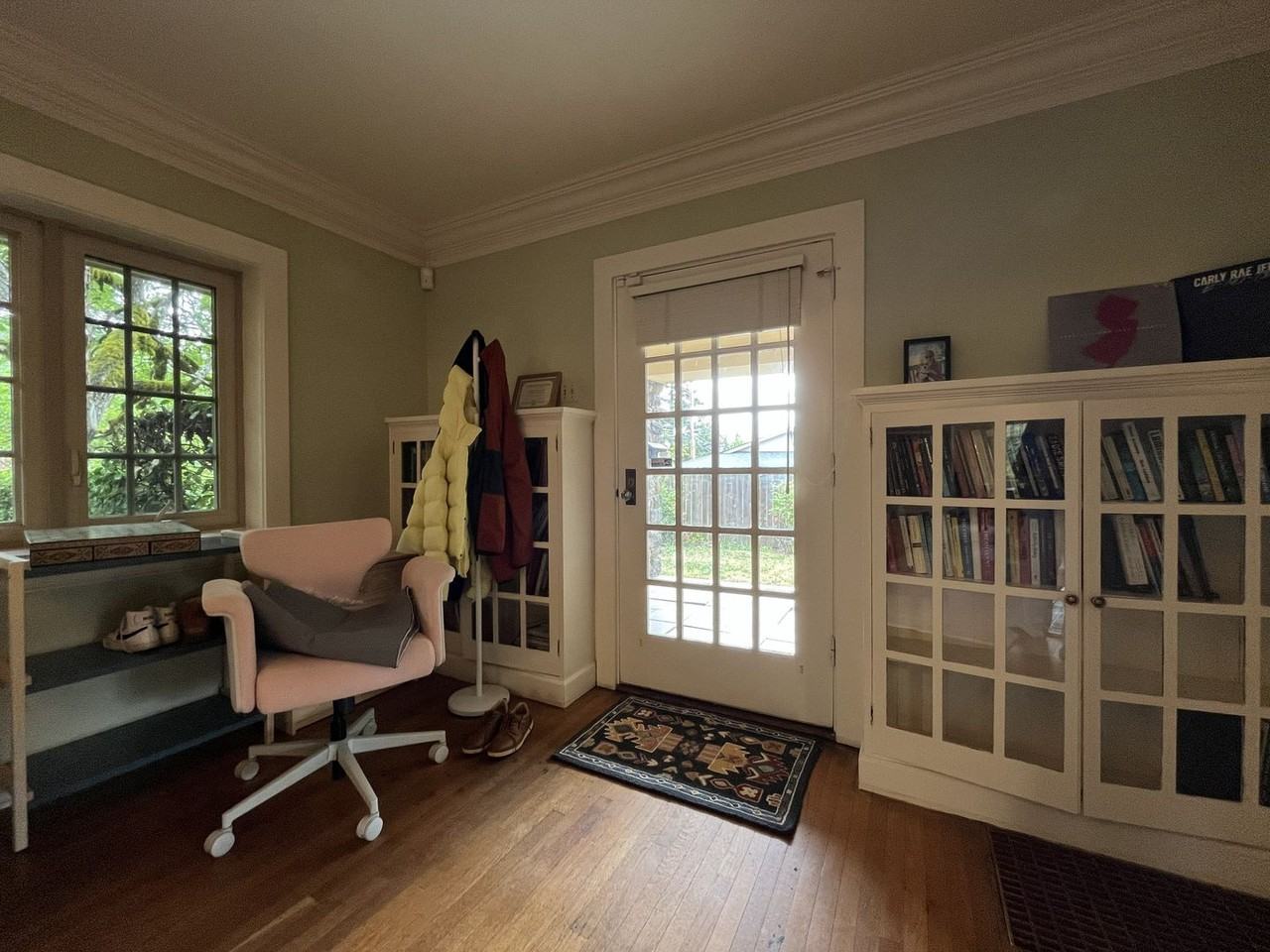 2430 Se Park Ave - Photo 6 of 50